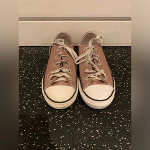Converse all star girls shoes size US 2 pink and gold